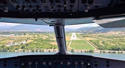 Anflug auf Ohrid: Der Flughafen wächst rasant.
