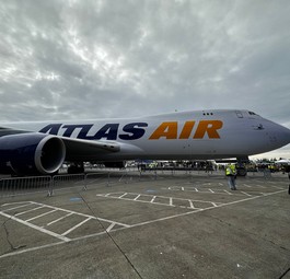 Am Vortag war der Jet an Atlas Air ausgeliefert worden.