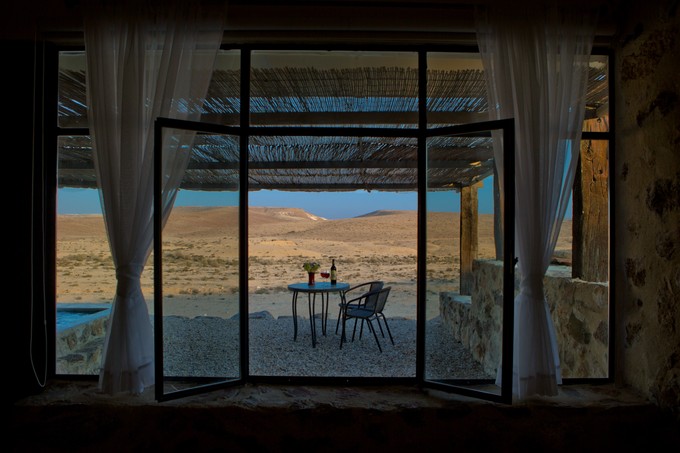 Ein israelisches Bed and Breakfast, ein «Zimmer» - mitten in der Wüste.
