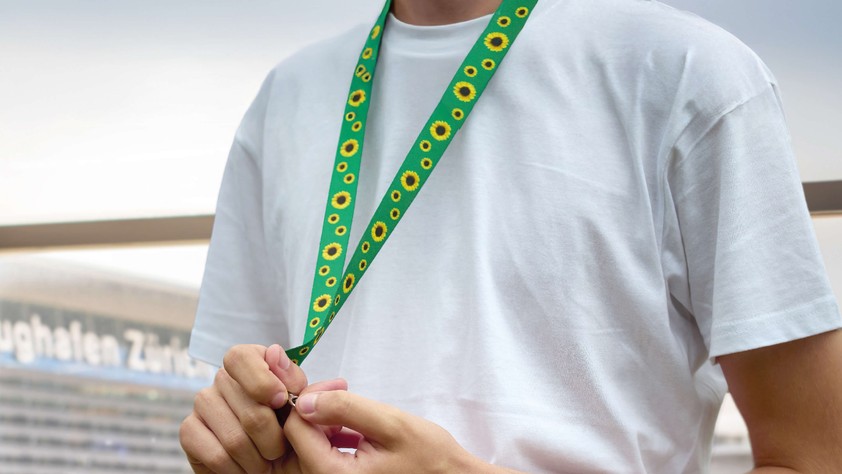 Das Sonnenblumen-Schlüsselband: Weist auf eine unsichtbare Behinderung hin.