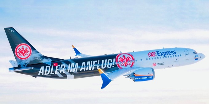 Die künftige Eintracht-Frankfurt-Lackierung von Sun Express: Sie setzte ...