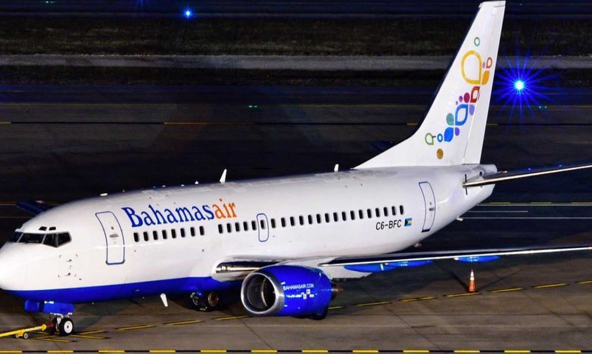 Eine 737-700 von Bahamasair: Die Fluglinie plant ihre Flottenerneuerung.