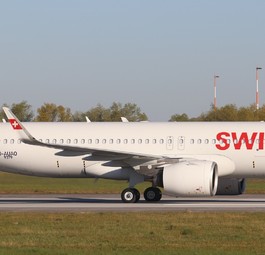 Die HB-JDB noch mit Testkennzeichen in Hamburg-Finkenwerder: Der zweite Neo von Swiss.