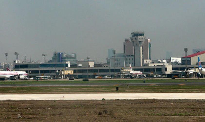 Der älteste Flughafen Chinas: Shanghai Hongqiaos Terminal 1 wird vollständig renoviert.