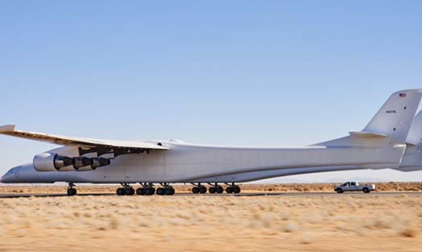 Das weltgrößte Flugzeug kann schon 74 km/h