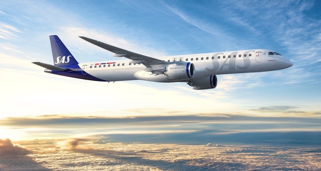 Embraer E195-E2 in SAS-Lackierung: Die Airline hat 45 Stück fest bestellt.