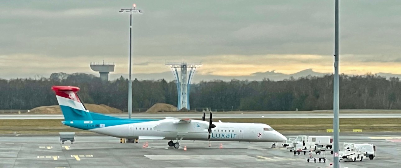 De Havilland Canada Dash 8 von Luxair: Fliegt wieder ohne Nebenbuhler nach London-City.