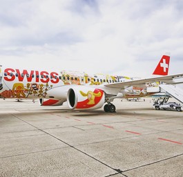 Airbus A220 von Swiss mit Sonderlackierung: Swissness wird groß geschrieben.