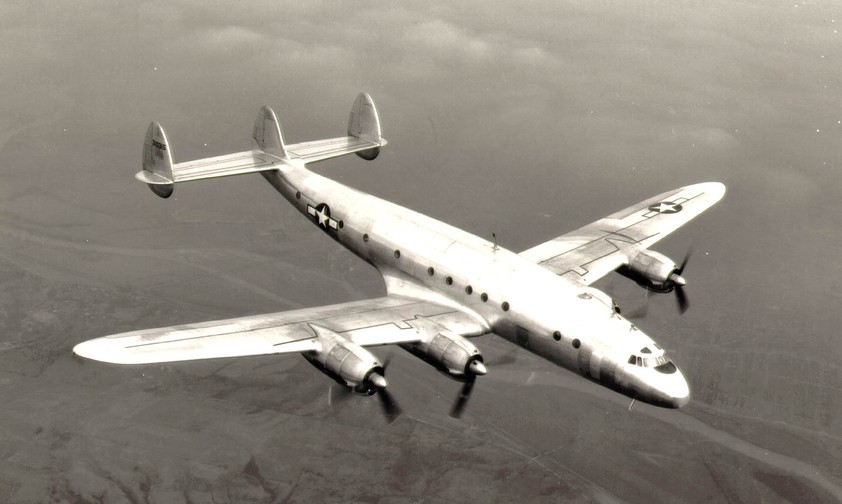 Vom 12. Juli bis zum 23. August 1946 mussten alle <strong>Lockheed Constellation</strong> am Boden bleiben. Grund war der Absturz von TWA-Flug TW513, bei dem es zu einem Brand an Bord gekommen war. Erst nachdem Rauchmelder im Frachtraum installiert wurden, durften die Flieger wieder abheben.