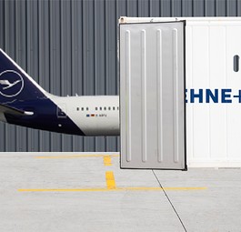Flieger von Lufthansa, Container von Kühne + Nagel: Gemeinsame strategische Optionen.