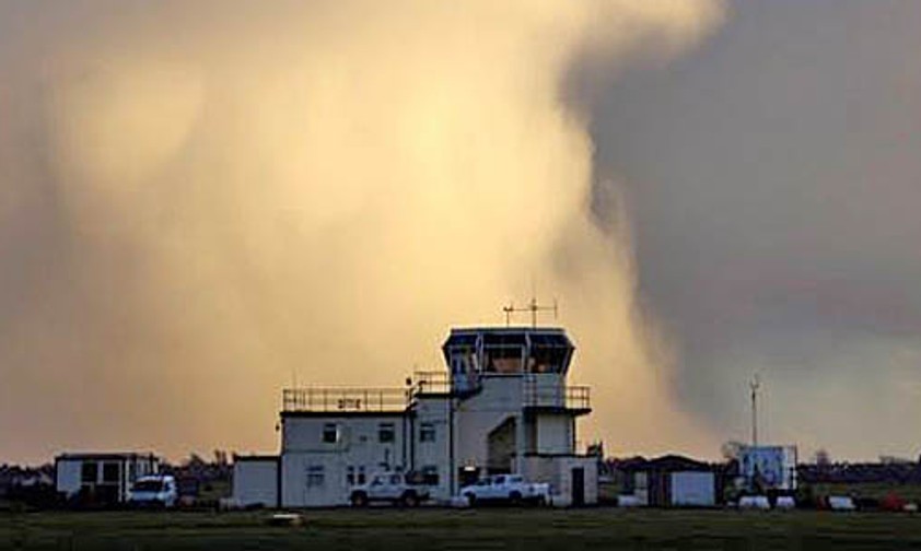 Kontrollturm des Blackpool International Airport: Am 15. Oktober schliesst der Flughafen.