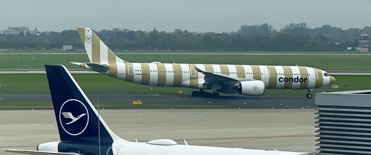 Flugzeuge von Condor und Lufthansa: Die beiden Airlines haben Differenzen.