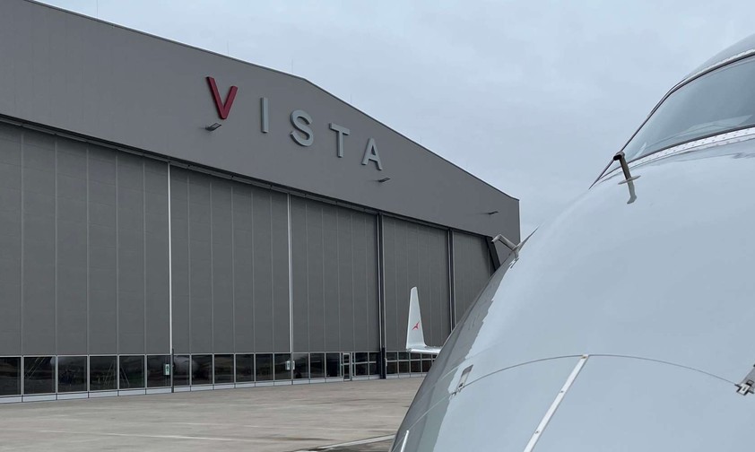 Der Vista-Hangar am Flughafen Karlsruhe/Baden-Baden: Hier wird die in Deutschland registrierte Flotte gewartet.