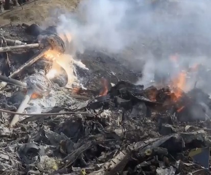 Pakistan schließt Luftraum, Indien stoppt Flüge