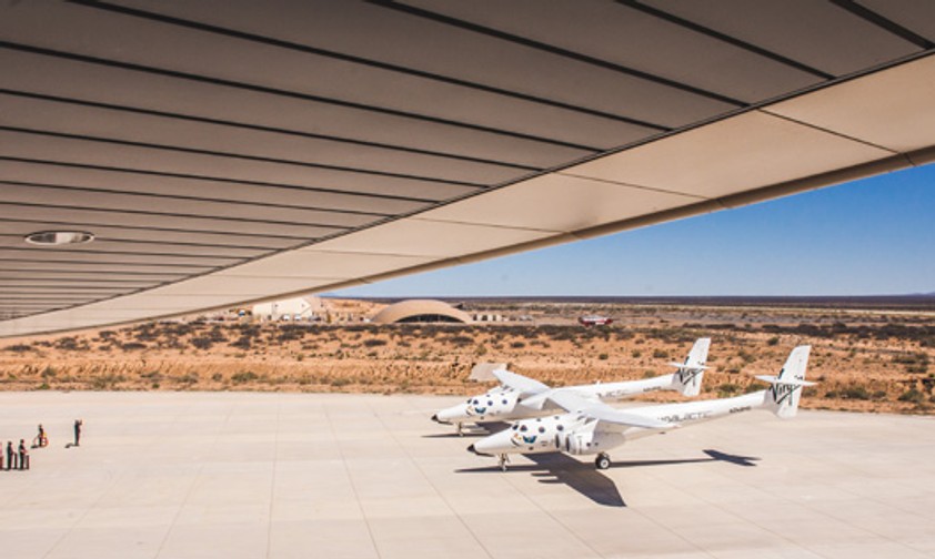 Wenn es dann einmal losgeht, will Virgin Galactic ein Mal pro Woche eine Allreise ab dem eigenen Weltraumbahnhof im Bundesstaat New Mexico in den USA anbieten.