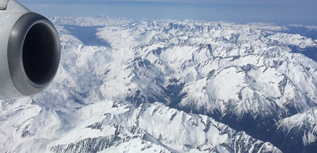 Flug über die Alpen von Zürich nach Mailand.