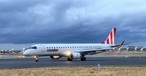 Embraer E190 von German Airwas mit Condor-Streifen: Nun bunt im Einsatz.