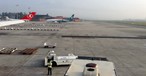 Tribhuvan International Airport: Es gibt zuwenig Standplätze für große Flugzeuge.