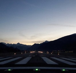 Flughafen Sion: Die Basis von Powdair.