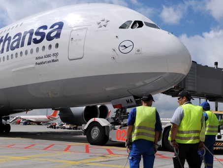 Die D-AIMA, hier auf einem Archivbild: Jürgen Raps lieferte das Flugzeug aus. 