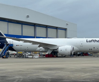 Dreamliner mit der Kennung D-ABPF bei Boeing in South Carolina: Für Lufthansa.