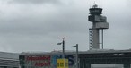 <strong>Düsseldorf:</strong> Am längsten ist man ab DUS mit Singapore Airlines nach Singapur unterwegs. Distanz: 10.390 Kilometer. Flugdauer: 12:25 Stunden. Auf Rang zwei folgt ANA All Nippon nach Tokio Narita. Distanz: 9331 Kilometer, Dauer 11:30 Stunden.