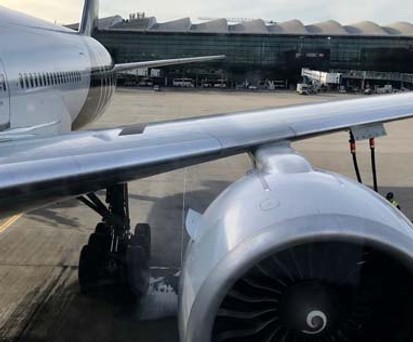 Für fast zwölf Stunden unsere Bleibe: Boeing 777-300 ER von Air New Zealand.