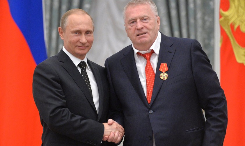 Vladimir Putin und Vladimir Zhirinovsky 2015: Der Präsident verlieh dem Politiker den Alexander-Nevsky-Orden.