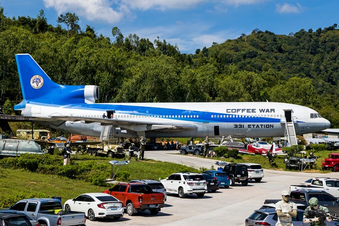 Fast 50 Jahre alt, 1973 an Eastern Airlines geliefert war Angel Air aus Kambodscha der letzte Betreiber, bevor im Jahr 2000 die Außerdienststellung in U-Tapao erfolgte.