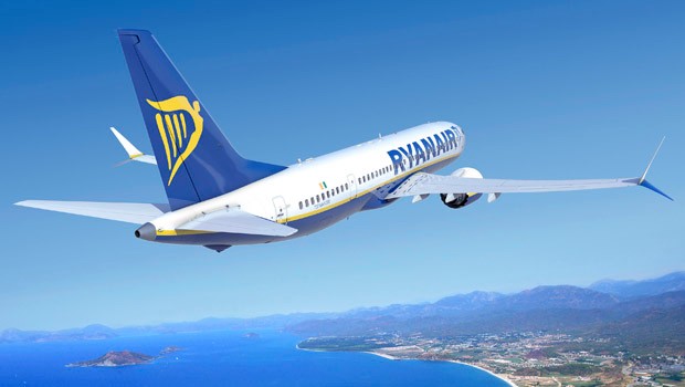 Erstkundin ist Ryanair. Die Iren orderten bis zu 200 Stück. Sie platziern 197 Sessel in den Flugzeugen - mit einem Sitzabstand von leicht über 76 Zentimeter.