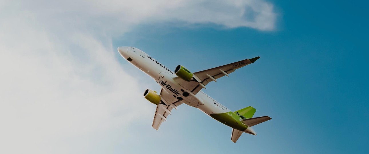 Airbus A220 von Air Baltic: Die Airline schrumpft. 