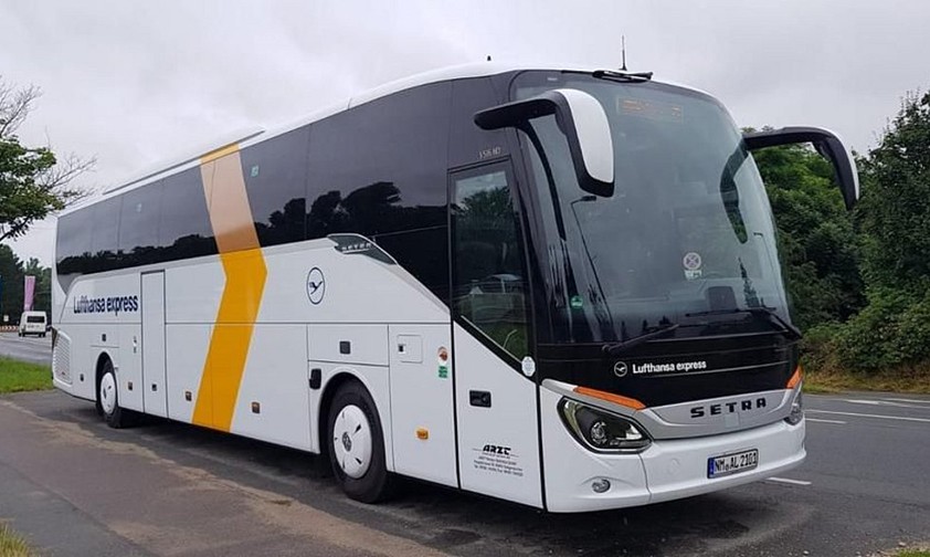 Lufthansa-Bus: Transportiert Reisende zwischen Innsbruck und München.