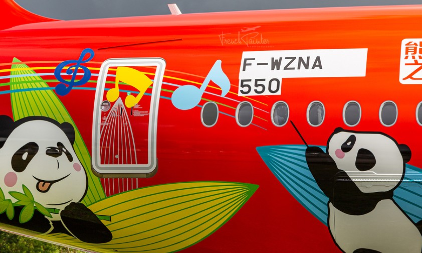 Neuer Airbus A350 für Sichuan Airlines in Toulouse: Es ist ....