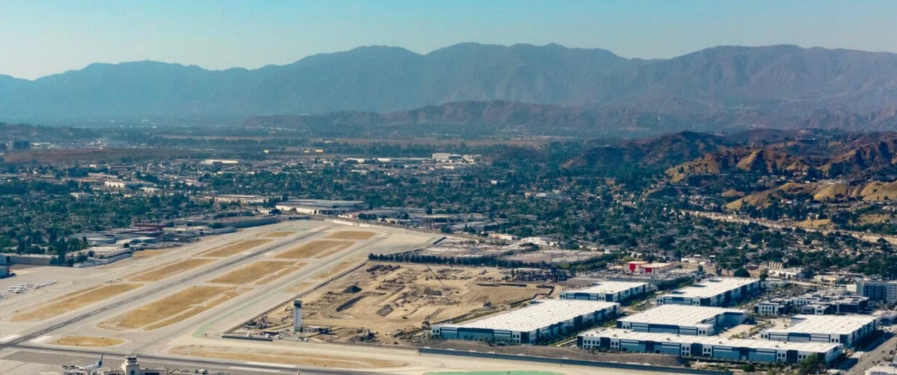 Hollywood Burbank Airport: Herausforderungen durch den Shutdown in den USA.