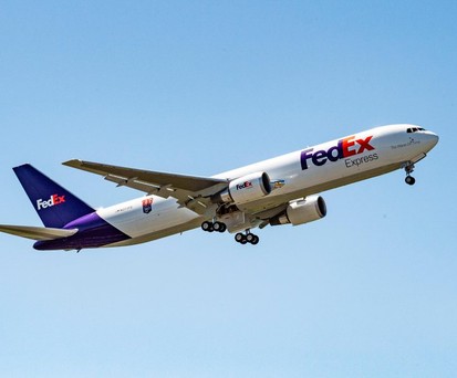 Fedex' neuer Flieger: Die 100. Boeing 767 hat einen Sticker auf dem Rumpf.