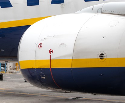 Boeing 737-800 von Ryanair: Die Triebwerkverkleidungen müssen verbessert werden.