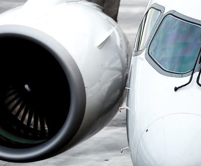Airbus A220 von Swiss: Die Airline sucht nach der Ursache des Triebwerksversagens.