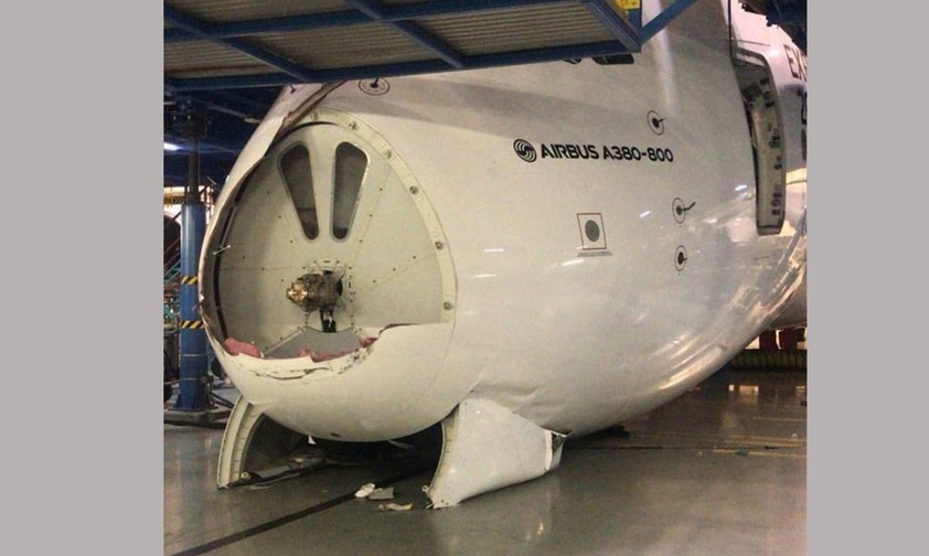 Damaged Airbus A380: Costly repair.