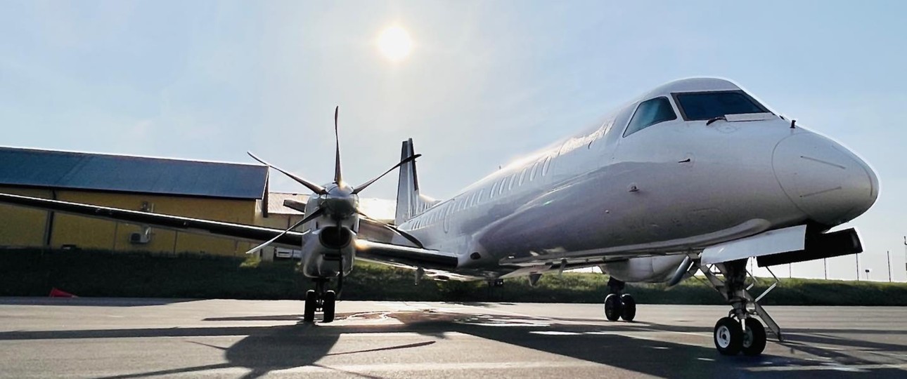 Eine Saab 2000 von Frost Air: Seit Mai hat die Airline ihr eigenes Air Operator Certificate.