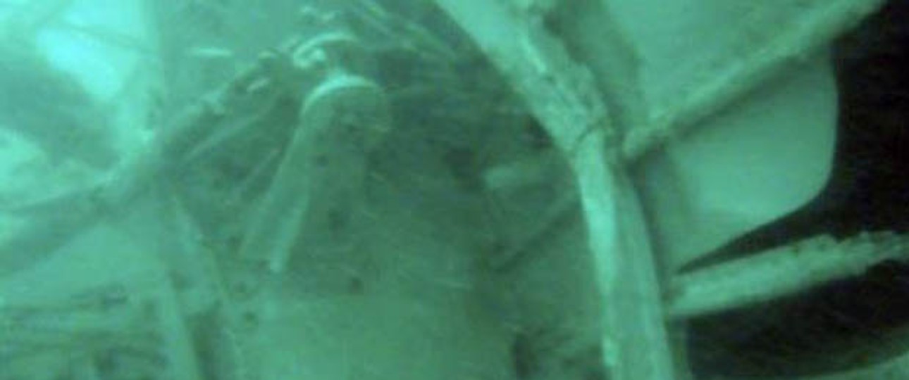 Wrack des Fluges von QZ8501: Es liegt auf 30 Metern Tiefe.