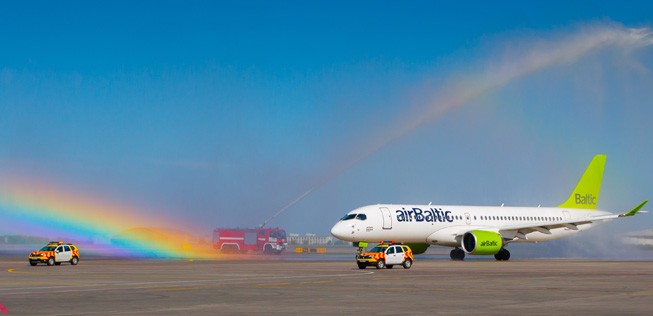 C-Series CS300 von Air Baltic: Eine gestreckte Version macht Boeing Angst.