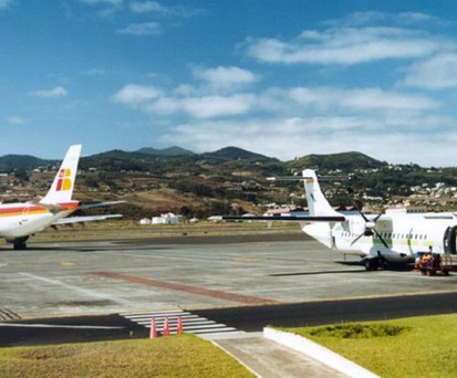 Aeropuerto de Tenerife Norte: Von hier aus fliegt Canair.
