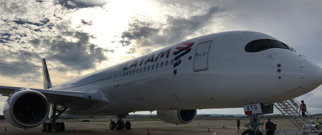 Airbus A350 von Latam: Die Airline sieht Licht am Ende des Tunnels.