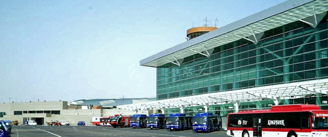 Flughafen Delhi: Massive Teuerung.