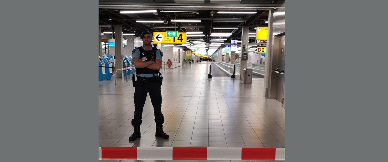Absperrung in Amsterdam Schiphol: Die Situation wird weiter untersucht.