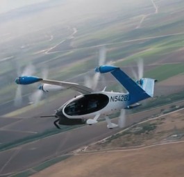 Joby Aviation Flieger in der Luft: Das Lufttaxi flog am 24. Juni 841 Kilometer weit.