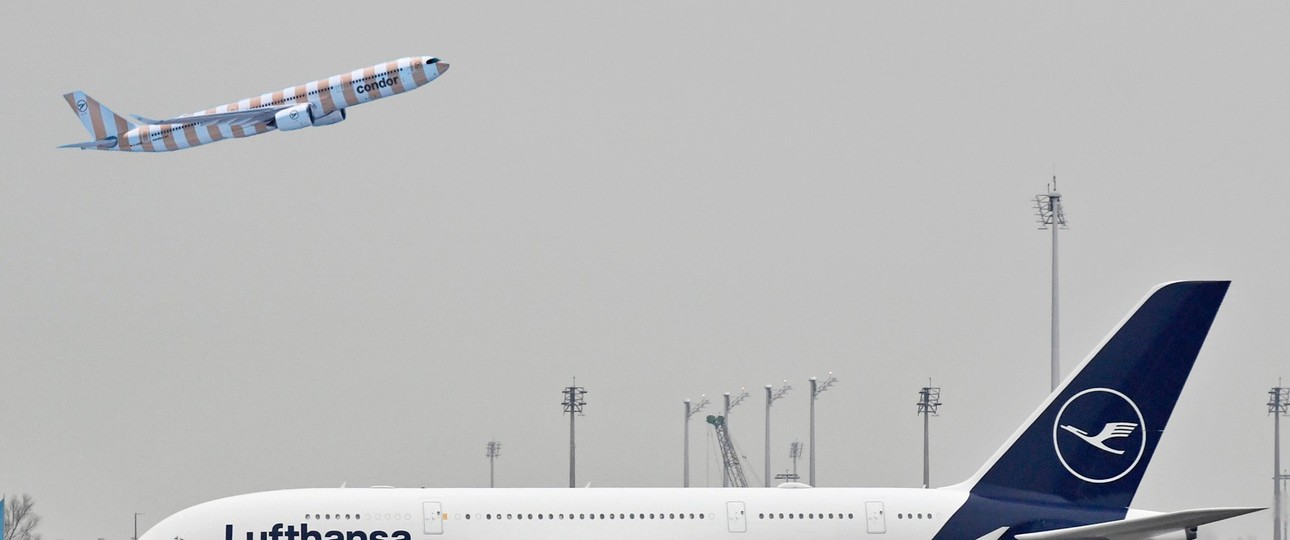 Flieger von Condor und Lufthansa: Doch wieder eine engere Zusammenarbeit.