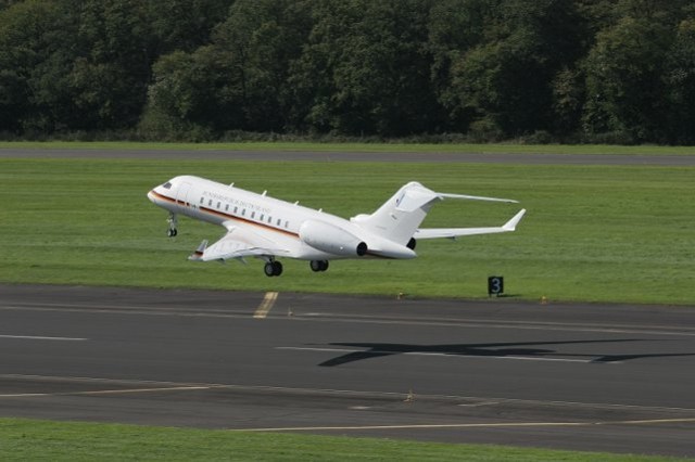 Auch vier Bombardier Global 5000 besitzt der Spezialbereich der Luftwaffe.