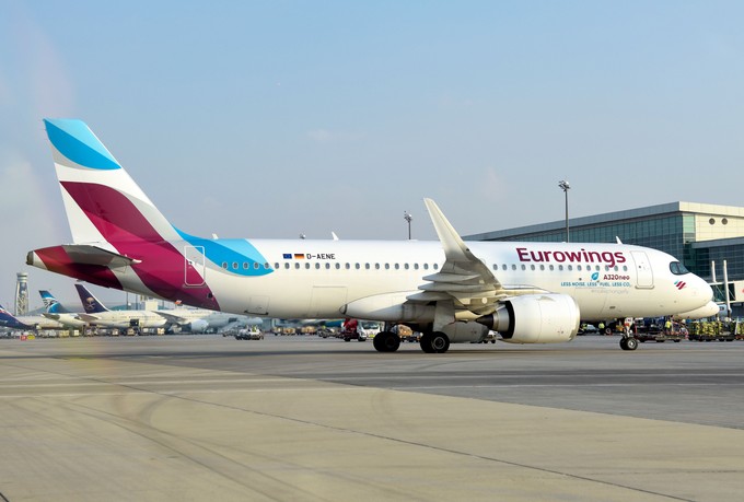 Ein Airbus A320 Neo von Eurowings in Dubai.
