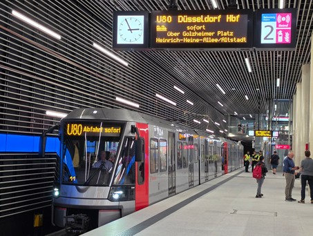 Flughafen Düsseldorf U-Bahn 13